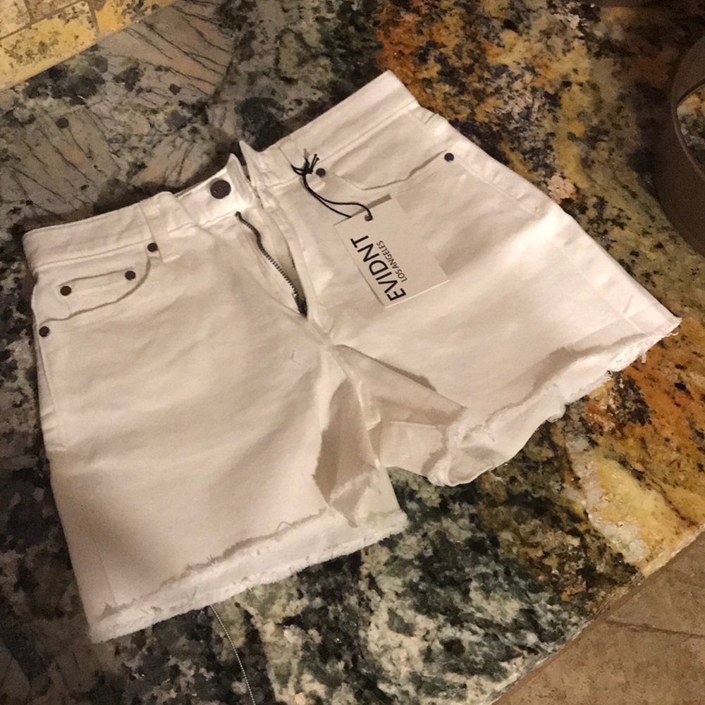 LuLu’s white denim high waisted shorts